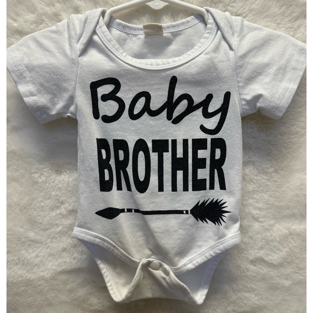 Assorted onesies. - Picture 8 of 8